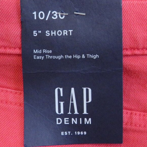 GAP* Women's 1.5" Belt Loop Multipocketed Folded Hem Denim‎ Shorts~ Size 10/30 - Picture 4 of 11